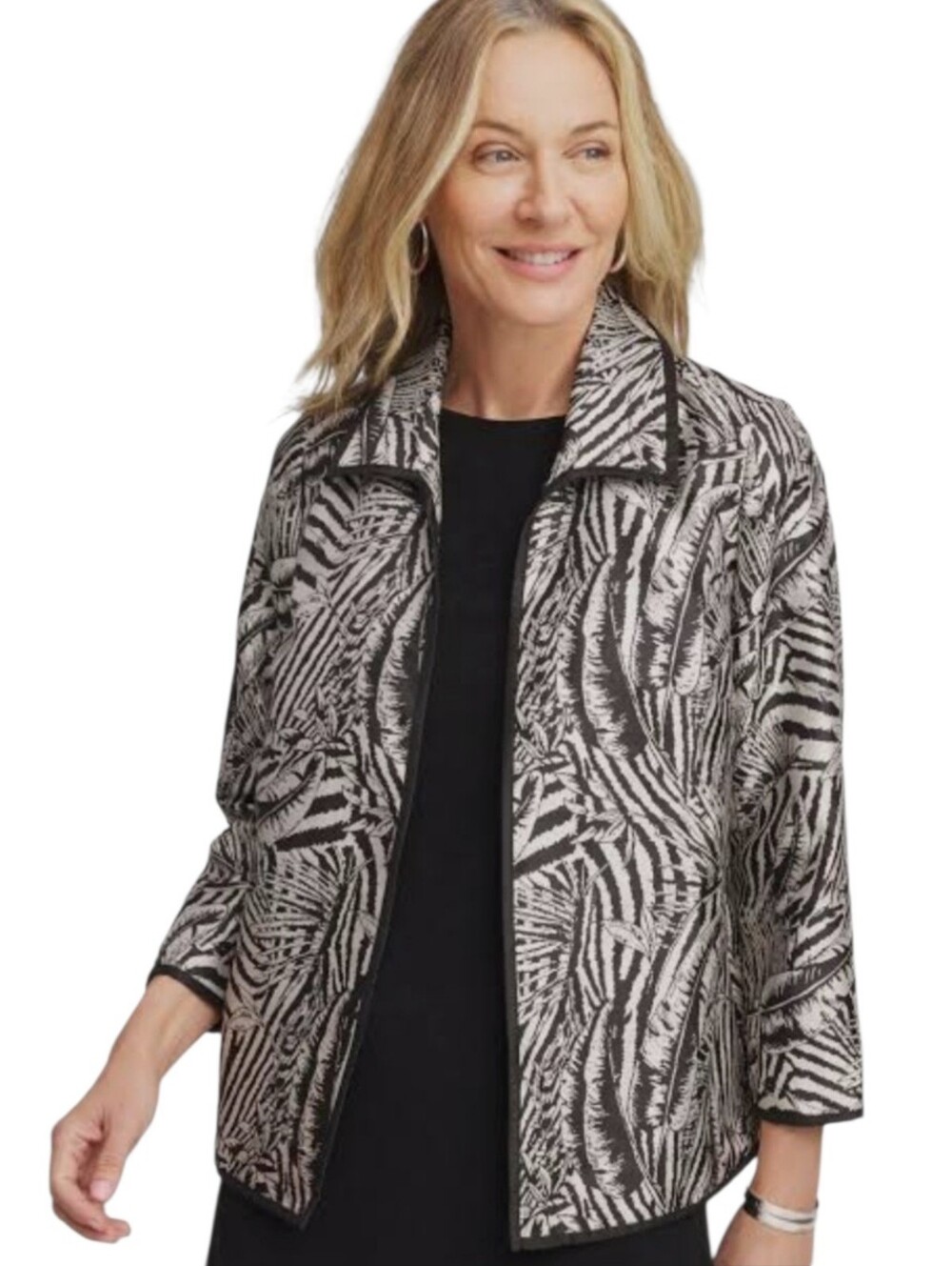 Chicos Silver & Black Animal Print Traveler's Jacket Size 2